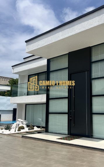 Property Featured Image